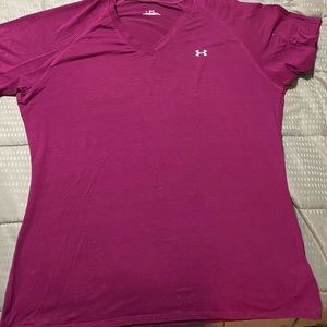Under Armour v-neck t-shirt